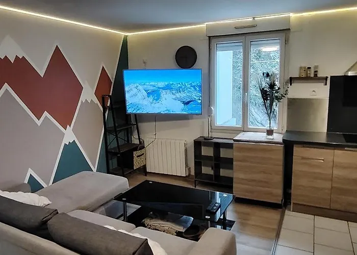 Premium Апартаменты Люс-Сен-Совёр